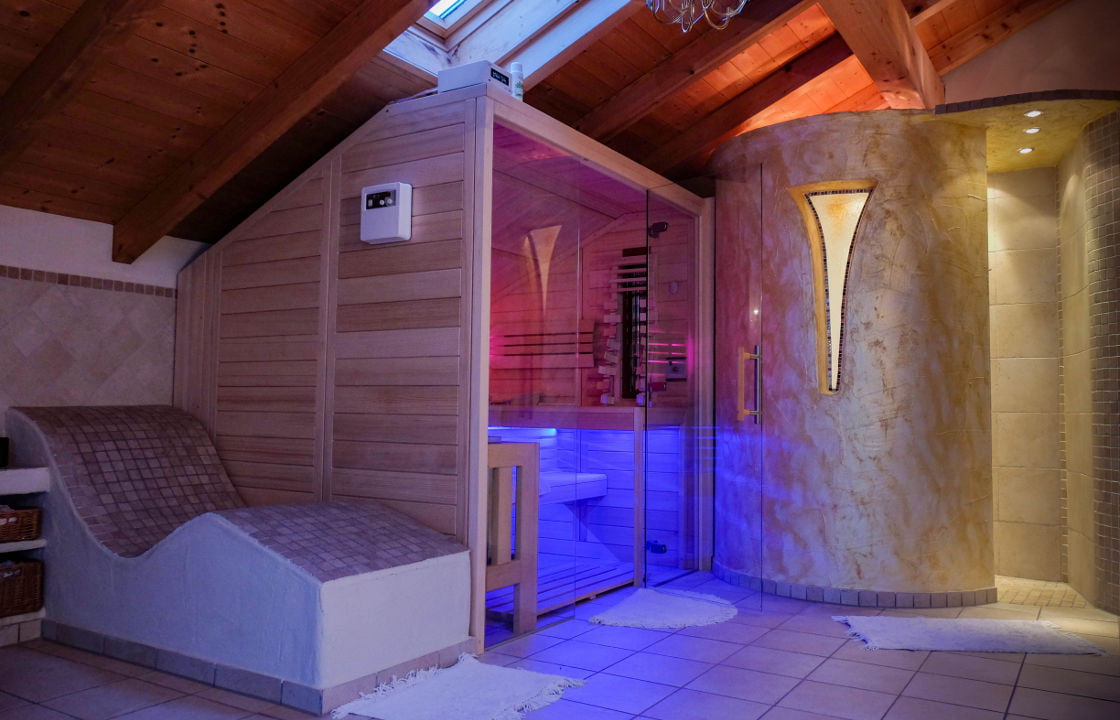 Individuelle Heimsauna – Auswahl bei Saunahändler in Bayern, Planung und handwerklich professioneller Einbau